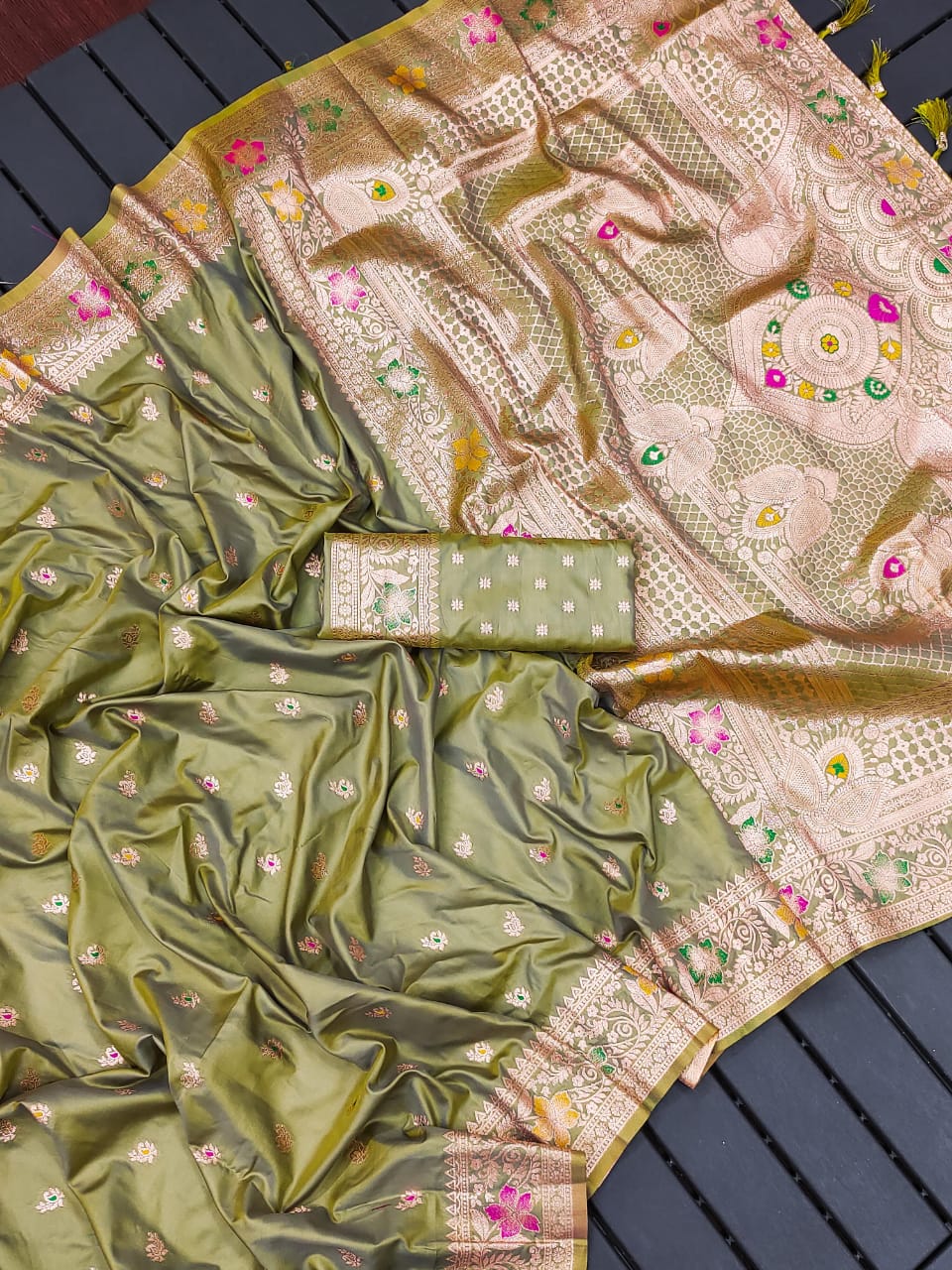 Soft Banarasi Silk Saree with Meenakari Rich Pallu