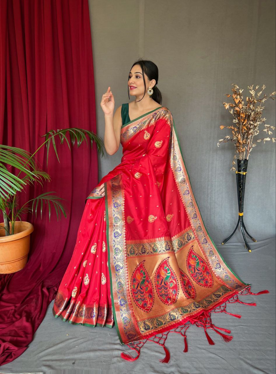 Pure Kanchipuram Paithani Silk Saree with Contrast Butti Blouse
