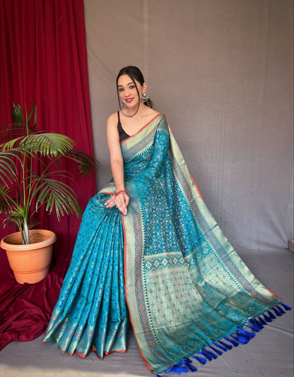 Elegant Pure Patola Silk Saree with Meenakari & Pallu