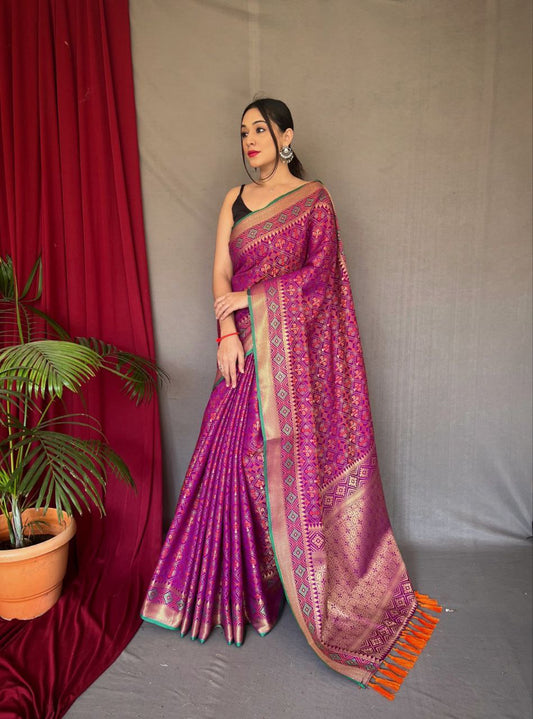 Elegant Pure Patola Silk Saree with Meenakari & Pallu