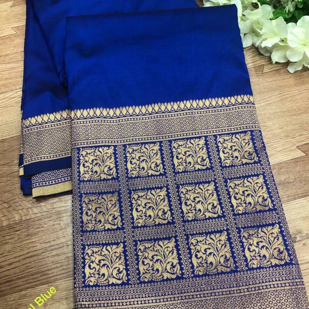 Royal  Lichi Silk Saree with Jacquard Rich Pallu