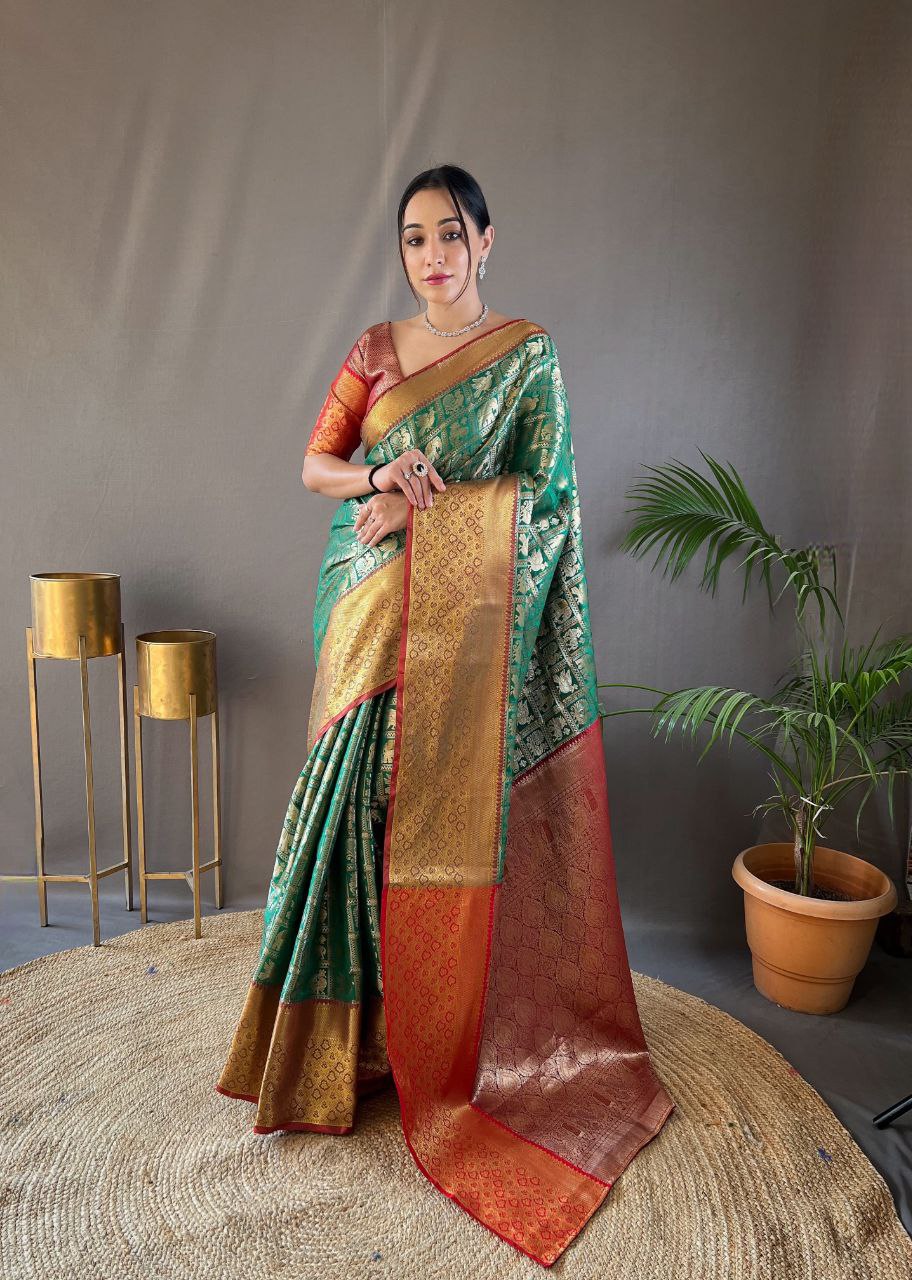 Elegant Pattu Silk Saree with Rich Contrast & Tradition