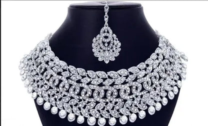 Sterling Rhodium Plated Jewellery Set With White Austrian Diamond